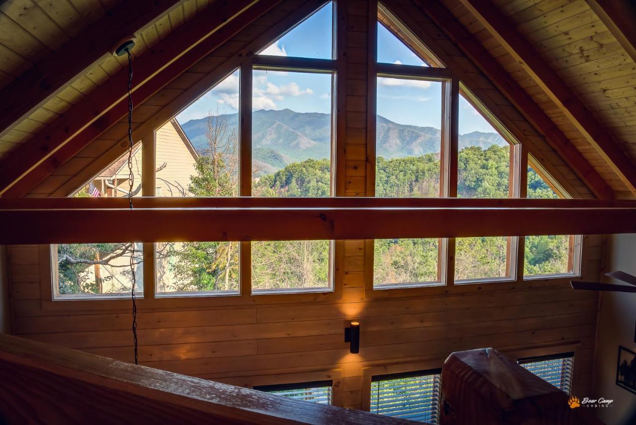 Majestic View Lodge, Amazing Views, Hot Tub, 1089 Free Tickets Each Paid Day, Dollywood And More Gatlinburg Kültér fotó