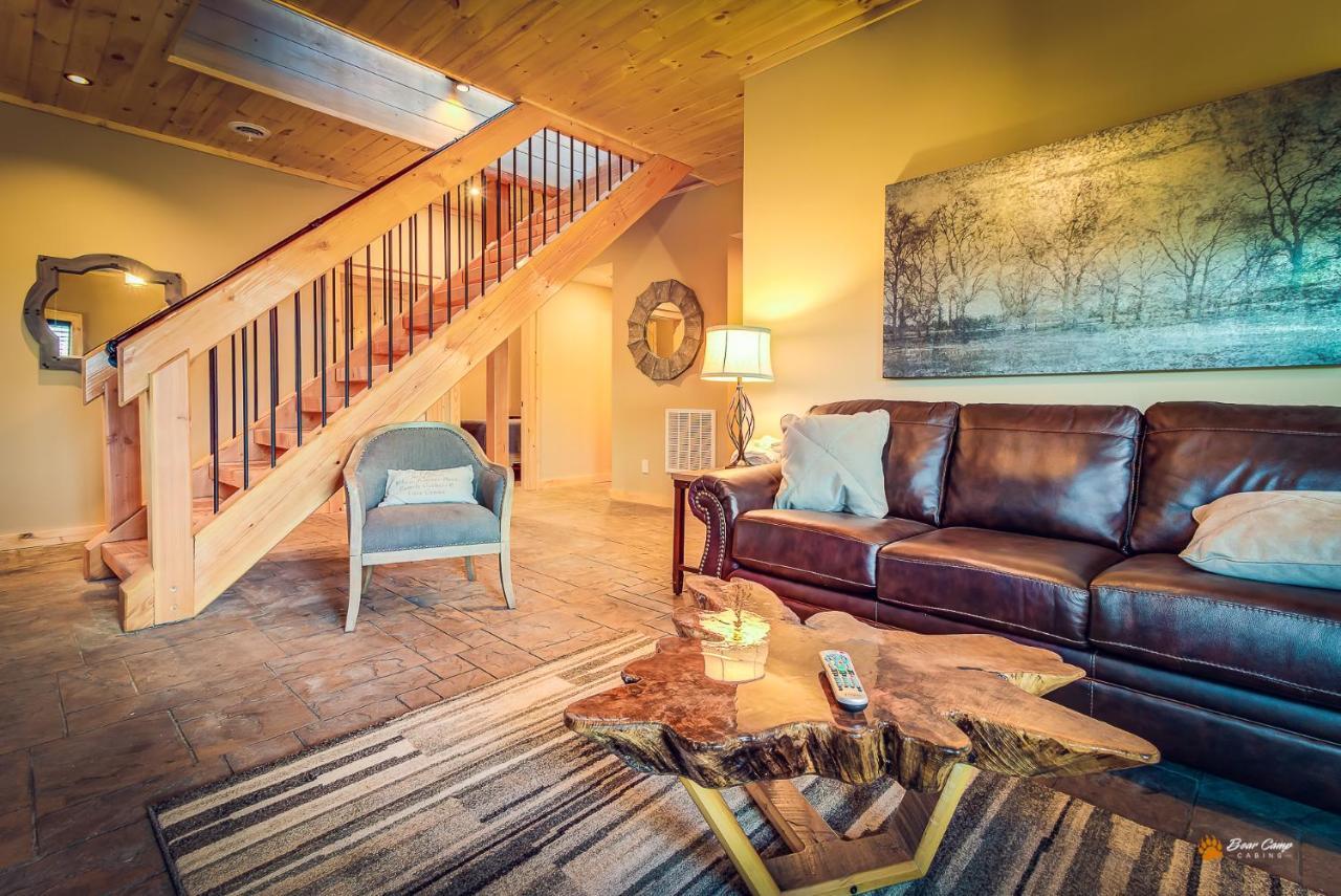 Majestic View Lodge, Amazing Views, Hot Tub, 1089 Free Tickets Each Paid Day, Dollywood And More Gatlinburg Kültér fotó
