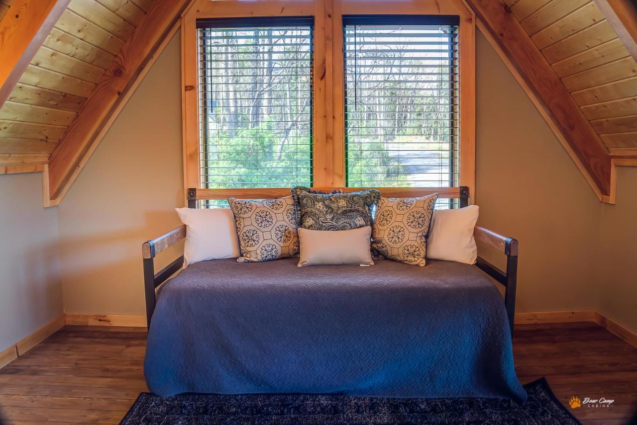 Majestic View Lodge, Amazing Views, Hot Tub, 1089 Free Tickets Each Paid Day, Dollywood And More Gatlinburg Kültér fotó