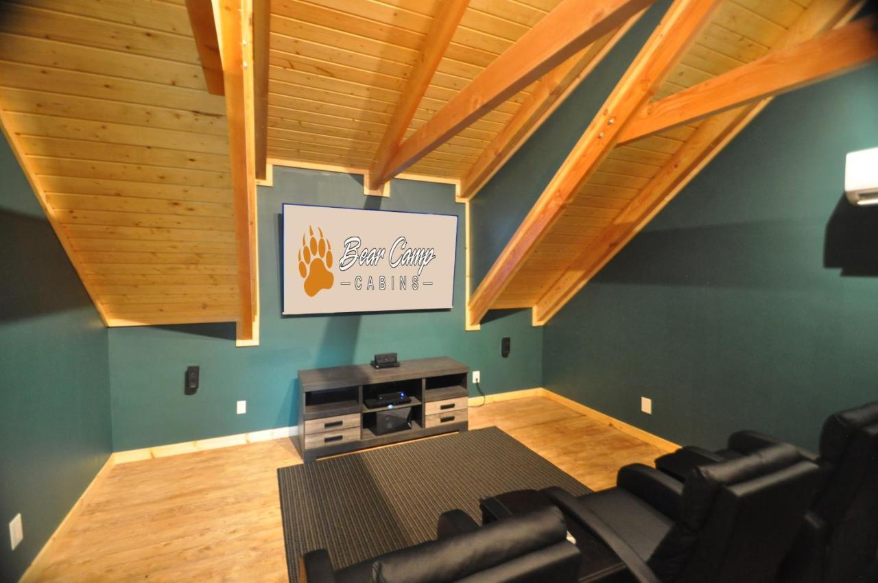 Majestic View Lodge, Amazing Views, Hot Tub, 1089 Free Tickets Each Paid Day, Dollywood And More Gatlinburg Kültér fotó