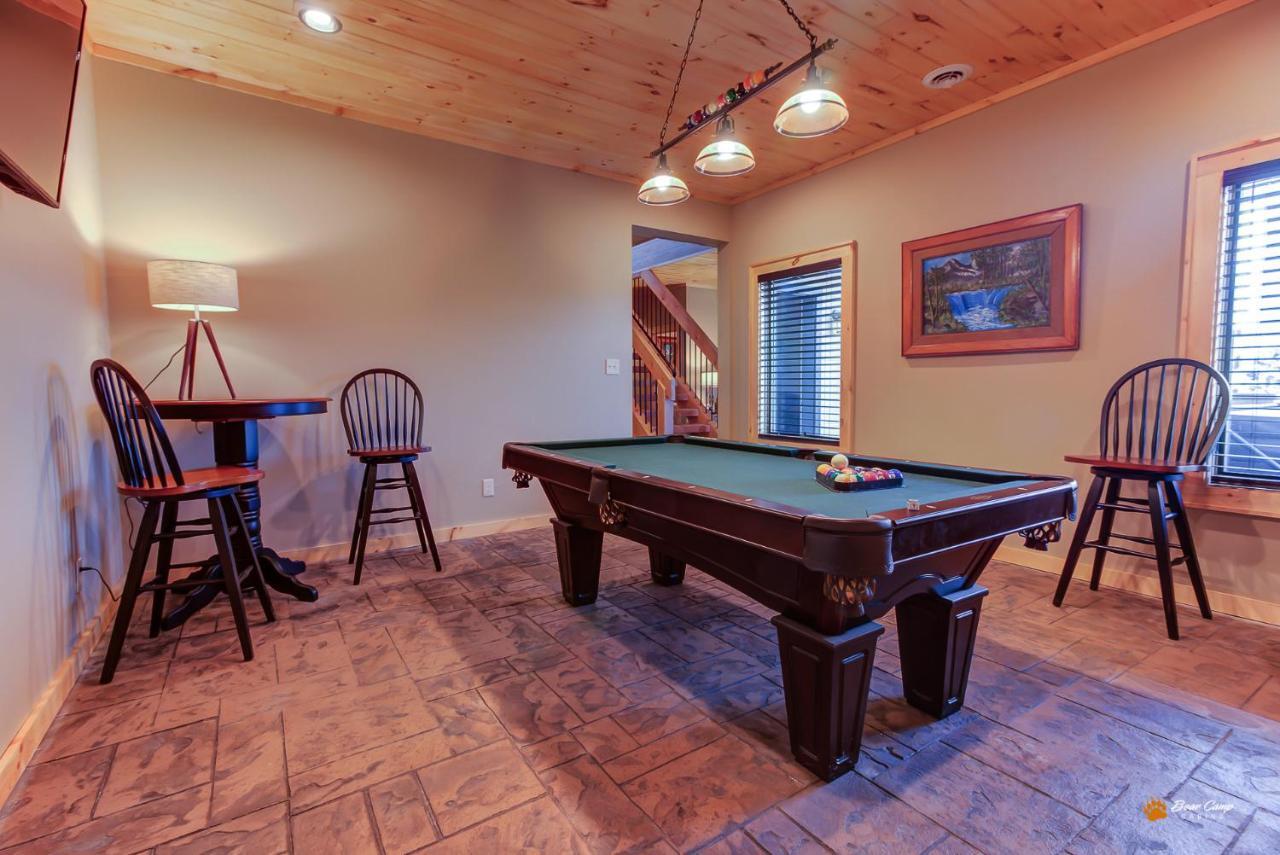 Majestic View Lodge, Amazing Views, Hot Tub, 1089 Free Tickets Each Paid Day, Dollywood And More Gatlinburg Kültér fotó