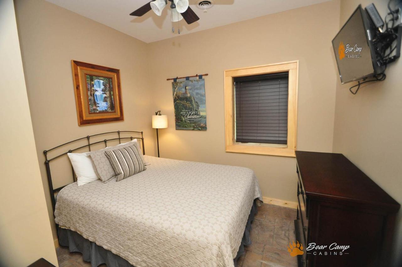 Majestic View Lodge, Amazing Views, Hot Tub, 1089 Free Tickets Each Paid Day, Dollywood And More Gatlinburg Kültér fotó